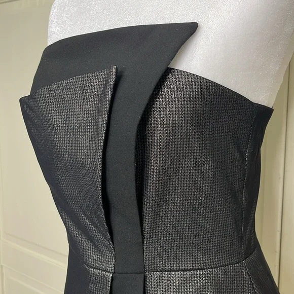 Black Halo Women’s Top Strapless Black/Metallic Embelishments Size 4 - Picture 2 of 11